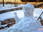 營(yíng)口市區(qū)令人毛骨悚然的雪人