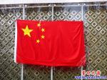 如此‘懸掛’國旗，不妥！