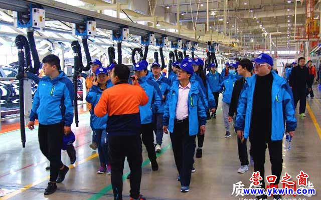 遼寧人見證質信中國造 營口友喜愛吉利博越車