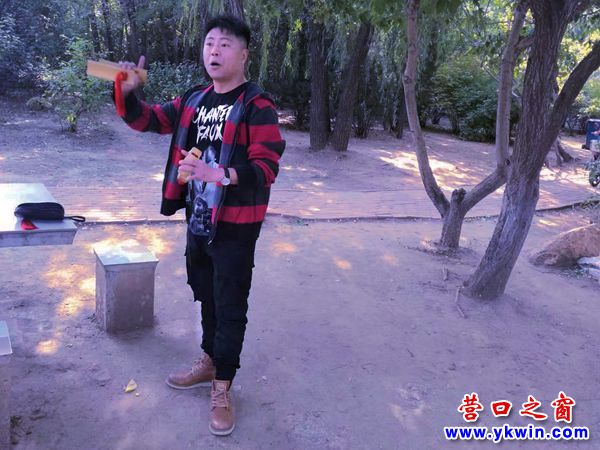 竹板響 響連聲 說(shuō)段快板大家聽(tīng)~