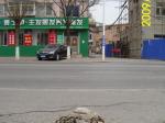 東風路邊的殘余線桿是待兔還是待人？