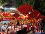 鲅魚圈，濃濃的端午節用品夜市！