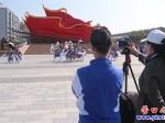 營口廣場舞展演：最美舞姿獻給黨
